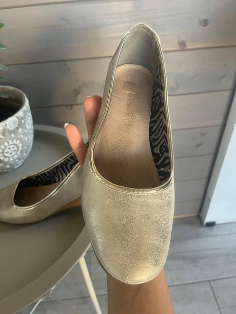 Nádherne kožene metalické poltopánky, 39