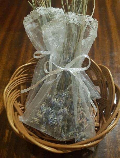 Ozdobne vrecuska s vonavou levandulou, 