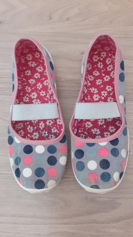 Papučky, baťa,33