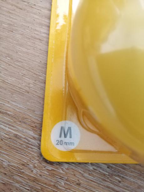 Klobúčiky na kojenie veľkosť m, 