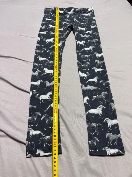 Legíny kôň, h&m,158