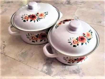 Smaltované kastróly / 2 ks,