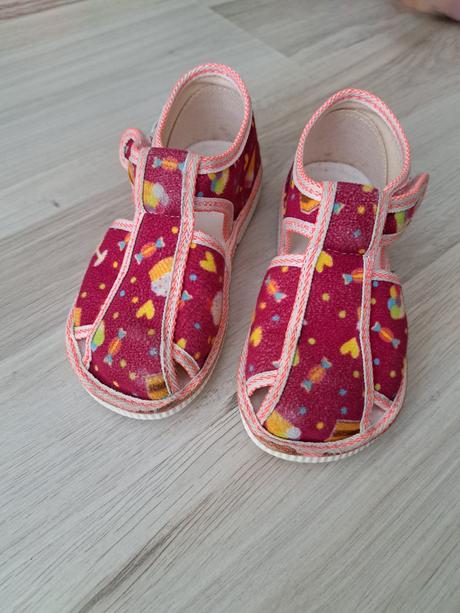 Manik papučky, manik,26