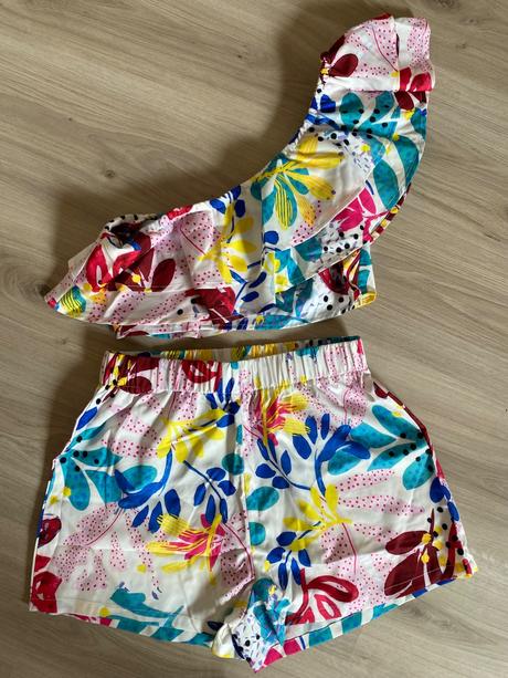 Predam dámsky letný komplet, m