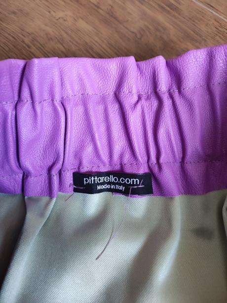 Dámska sukňa koženkova, m