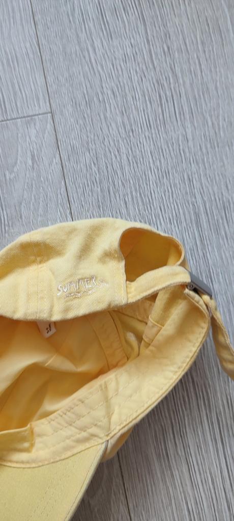 Šiltovka s výšivkou, reserved,110