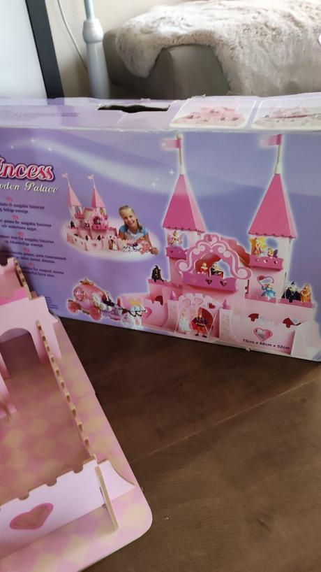 Detský domček hrad, 