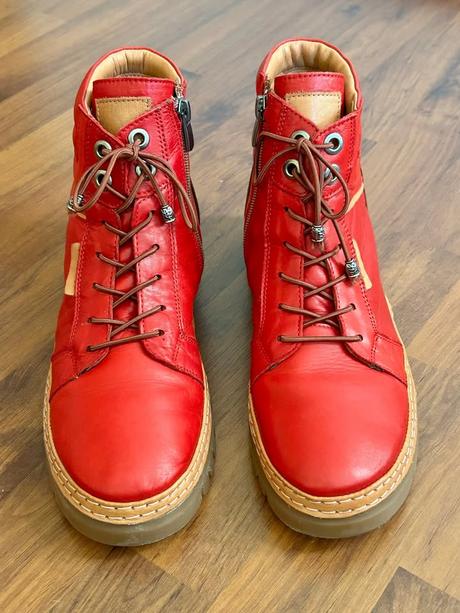 Celokožené červené topánky zn.baťa č.40, baťa,40