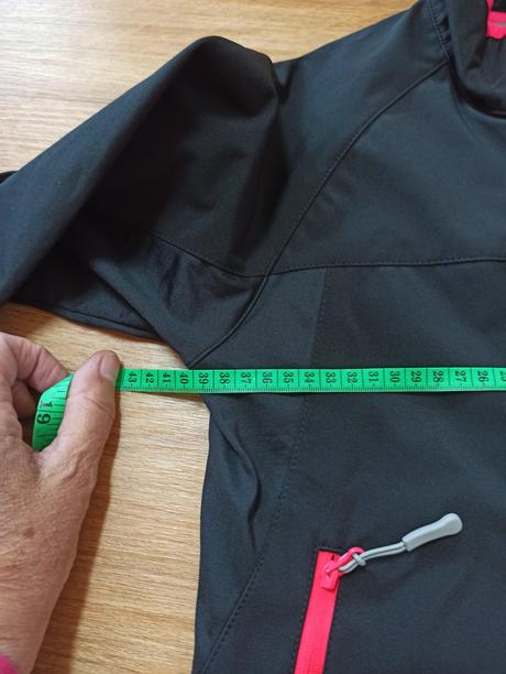 Bunda na turistiku, 128