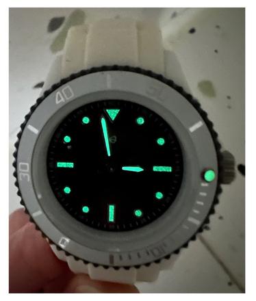 Športové unisex nemecké hodinky za 20eur, 