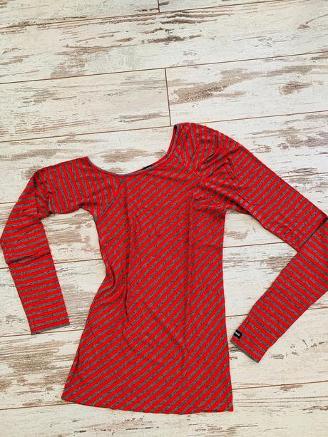 Predlžený top denny rose, s