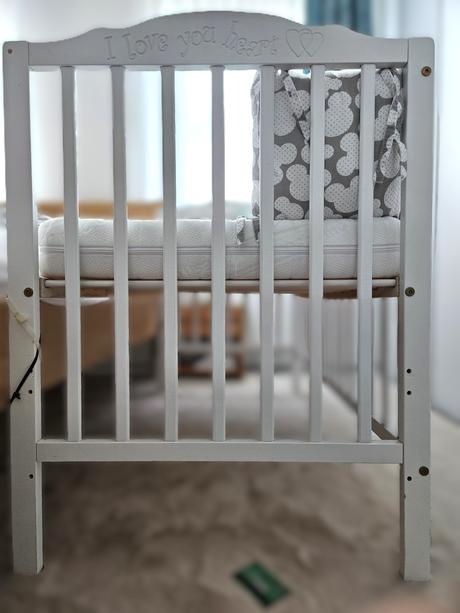 Detská postieľka s odnímateľnou bočnicou (bez bald, šírka (cm): 60,dĺžka (cm): 120