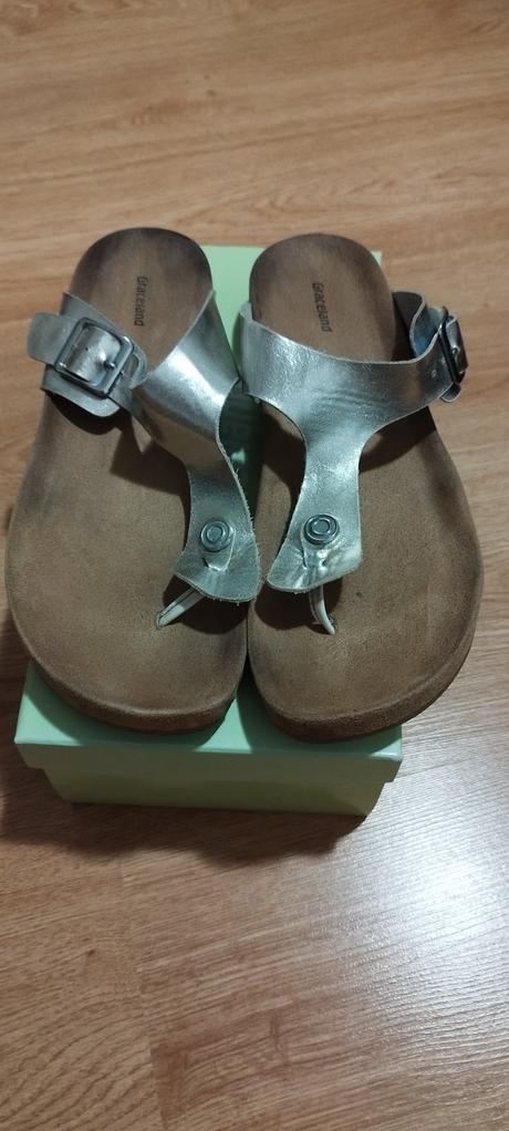 Šlapky, graceland,42