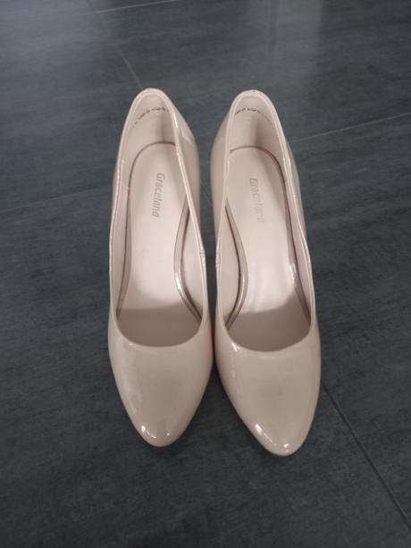 Lodicky kremove, graceland,37