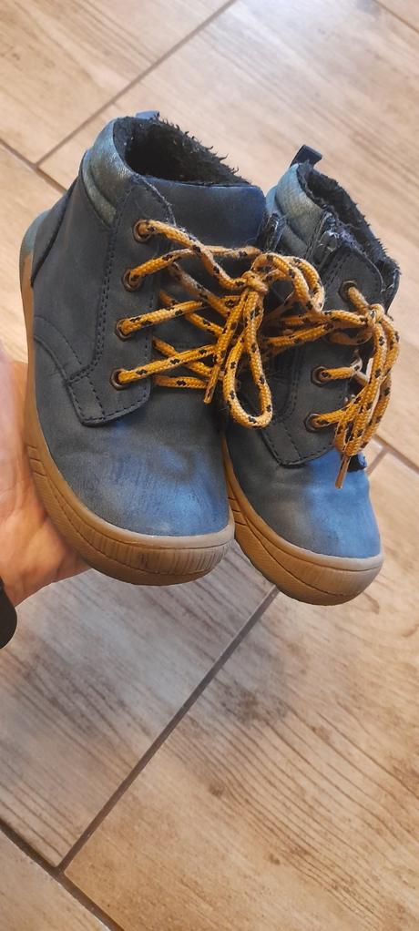 Topánky 25-26, 25