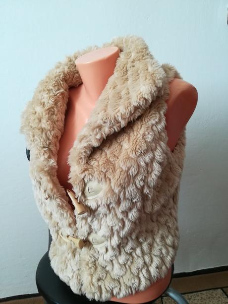 Bundička bez rukávov, m