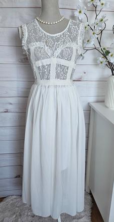 Krásne biele šaty, s