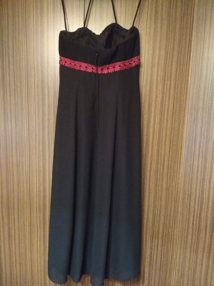 Spolocenské saty, l