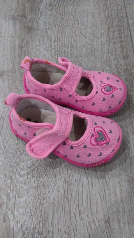 Látkové topánky, 20