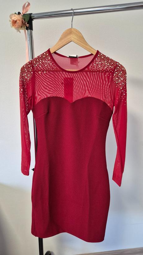 Spoločenské šaty, m