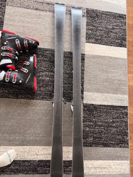 Lyze 150cm a lyziarky 26cm tecnopro, 150-159 cm