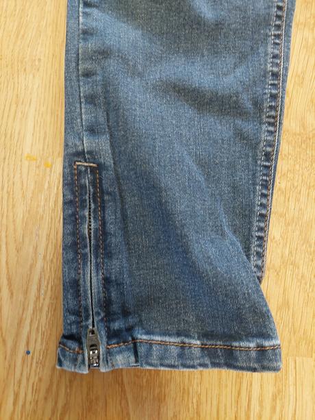 Moderné rifle - low waist, esmara,40