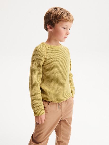 Sveter, reserved,146