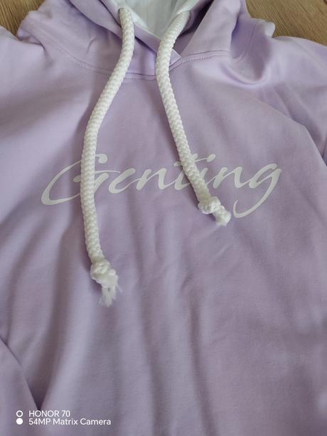 Krásne genting mikinošaty, 146