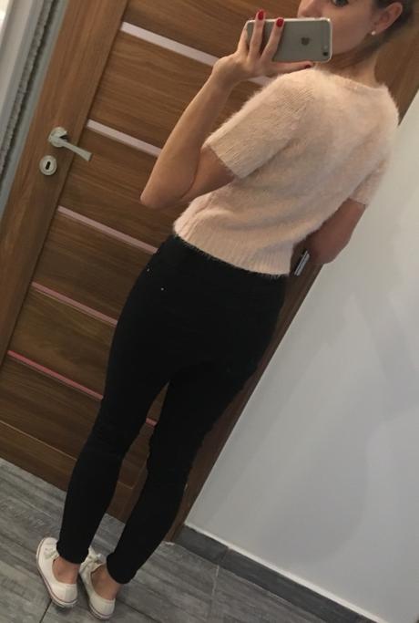 Krátky svetrik, f&f,xs