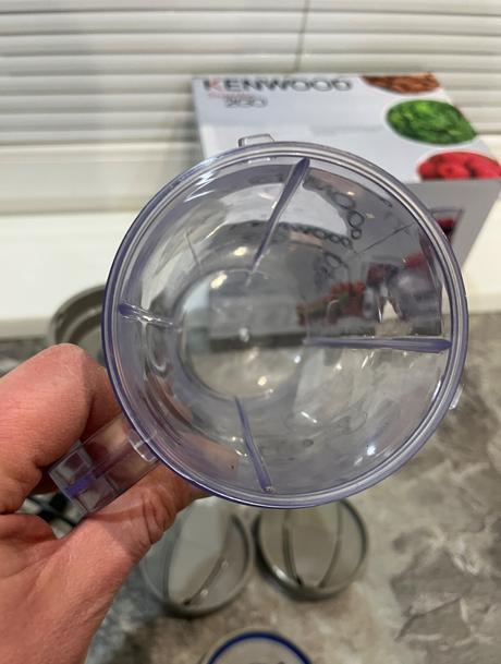 Kenwood smoothie 2go 300w,