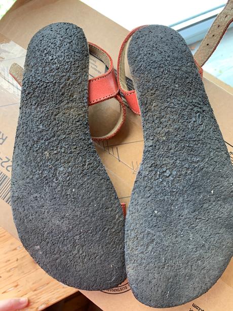 Sandalky, be lenka,36