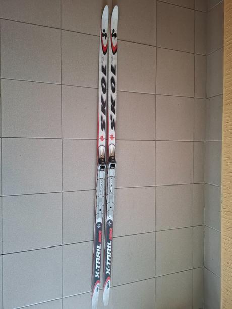 Predám dámske bežky a topánkami, 