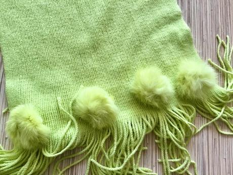 Salik s brmbolcami z kozušinky/5p, 