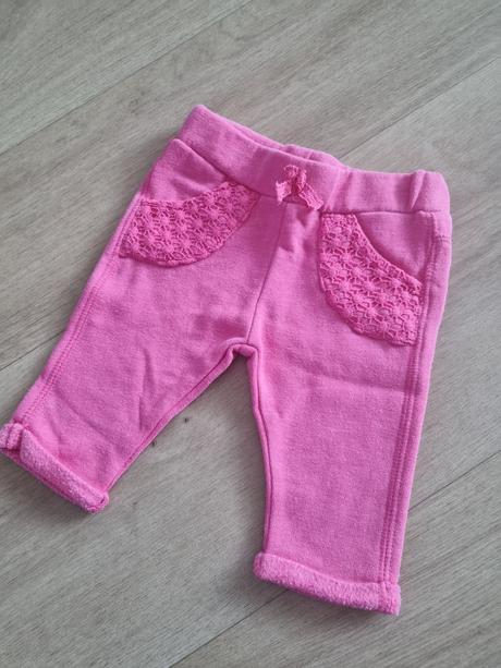 Ružové tepláčiky, f&f,62