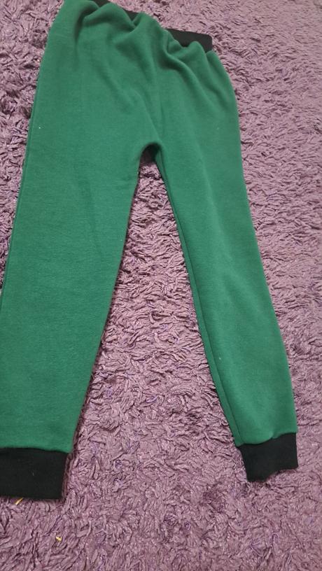 Chlapčenské tepláky, 134