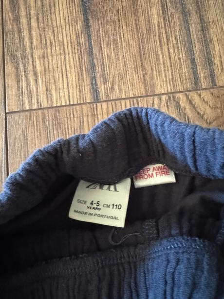 Zara letne nohavice, zara,110