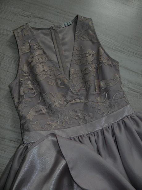 Spoločenske šatičky, 38