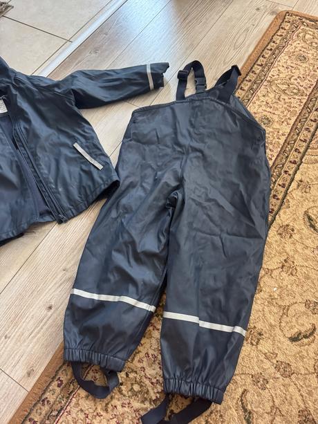 Súprava do dažďu, lupilu,110