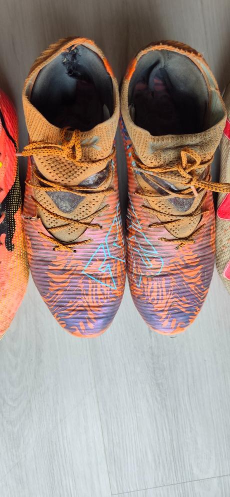 Predám kvalitné originálne kopačky v.8,5, kupované, nike,42