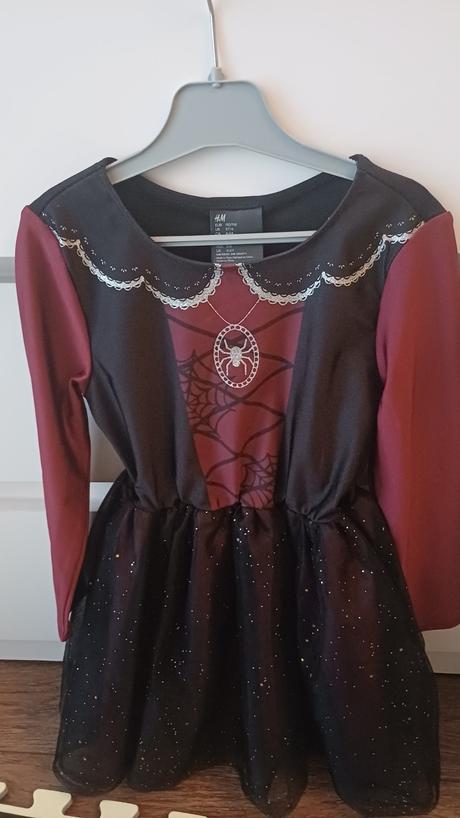 Kostym čarodejnice, 