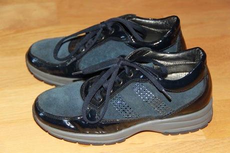 Topanky s kamienkami, 31