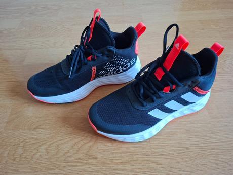 Adidas tenisky, adidas,37