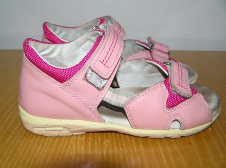 Sandálky, slovobuv,30