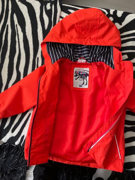 Predam tenkú vetrovku ako nová raz oblečená, f&f,92