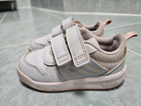 Adidas botasky 23, adidas,23