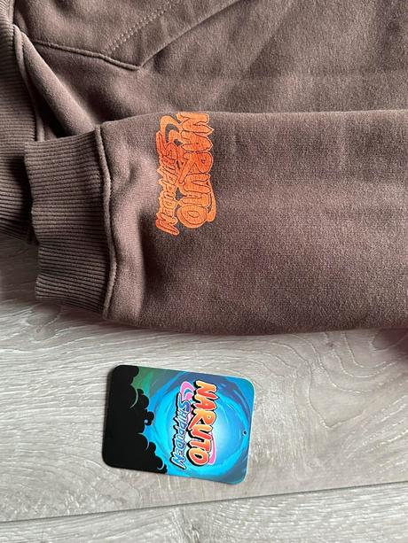 Naruto mikina, pull&bear,l