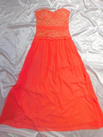 Pekne spoločenske saty, 36