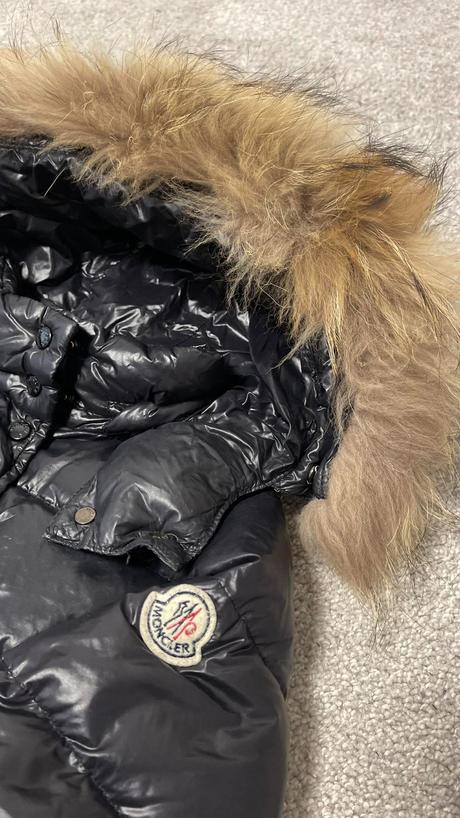 Zimna bunda moncler vel. 134-140, 140