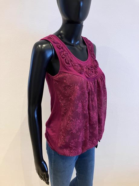 Dámske tričko s čipkou (36-38), s