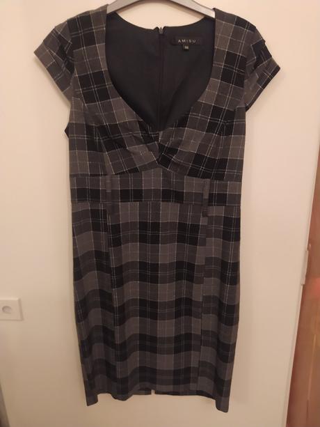 Malé mini šaty, amisu,s